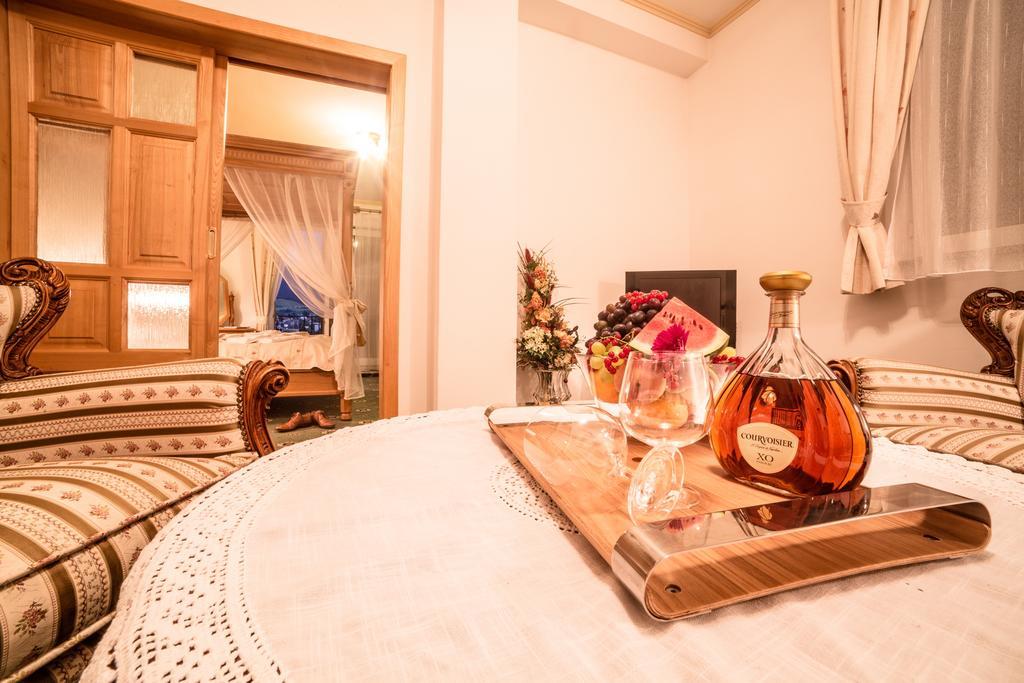 Hotel Diana Stráža Εξωτερικό φωτογραφία